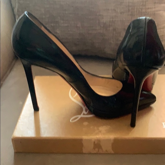 Christian Louboutin Pigalle patent leather heels 40 - Picture 6 of 13